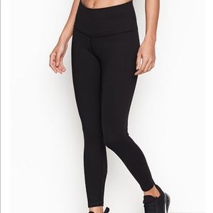 NEW!! Victoria’s Secret Knockout 7/8 Pocket Tight